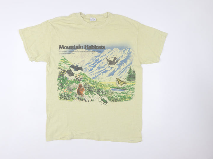 Urban Outfitters Women's Beige Mountain Habitat Graphic T-Shirt S