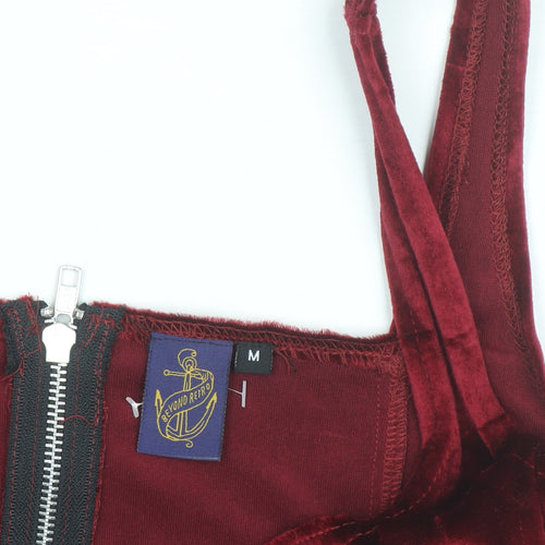 Beyond Retro Women's Red Velvet Cropped Tank Top M