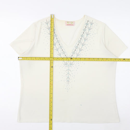 Riddella Women’s Ivory Beaded V-Neck Stretch T-Shirt Size 16