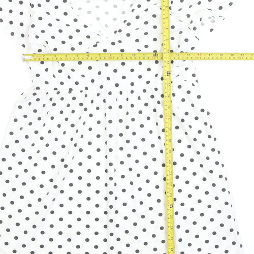 Boohoo Women’s White Polka Dot Wrap Dress Size 12 Short Sleeve