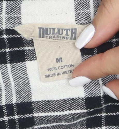 Prototype Trading Men's Black Check Flannel Button-Up Shirt M