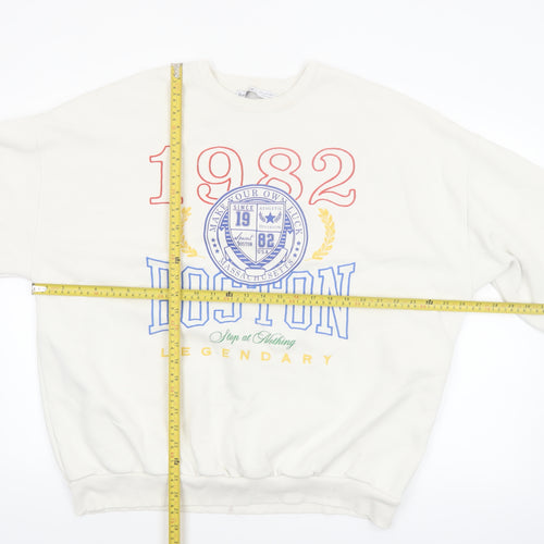 Bershka Men's White Boston 1982 Graphic Sweatshirt Size M
