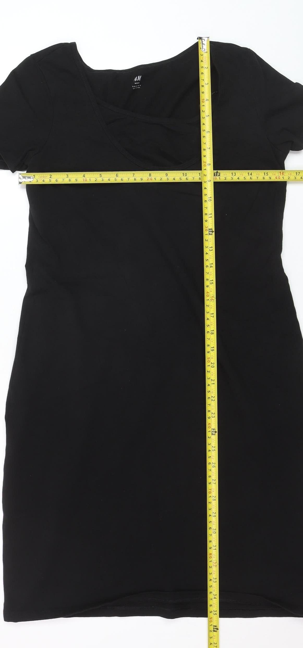 H&M Maternity Black Bodycon Short Sleeve Dress Women’s M