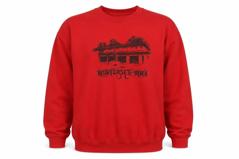 Gildan Men Red XL Heavyweight Winterset Iowa Graphic Sweatshirt