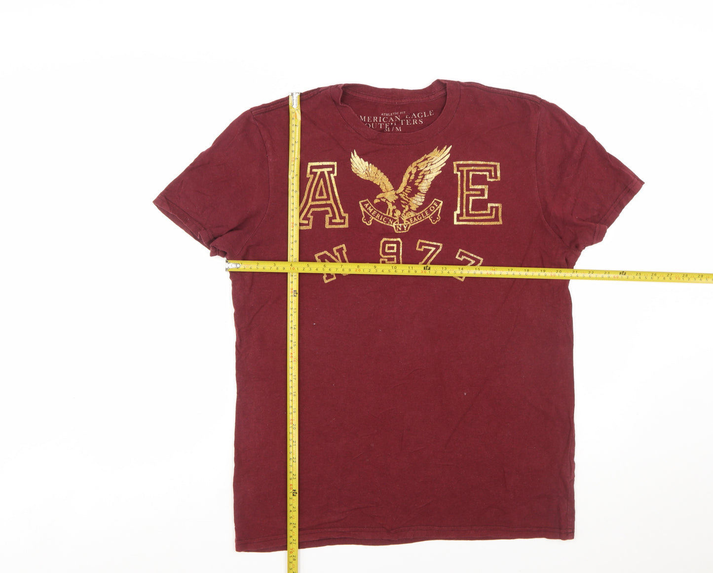 American Eagle Outfitters Men's Maroon Athletic Fit Graphic T-Shirt Size M