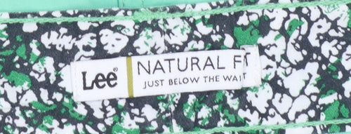 Lee Women's Green Chino Shorts Size 10 Cotton Blend Casual