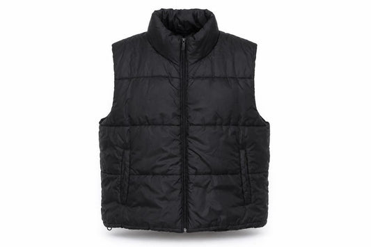 Front view of DAILYSZN Women’s Black Puffer Waistcoat M Quilted Lightweight Vest