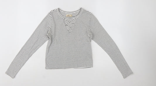 Hollister Women’s White Striped Long Sleeve Cropped T-Shirt M