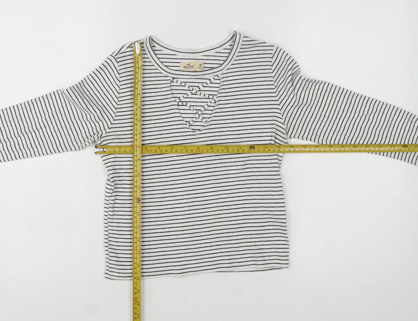 Hollister Women’s White Striped Long Sleeve Cropped T-Shirt M