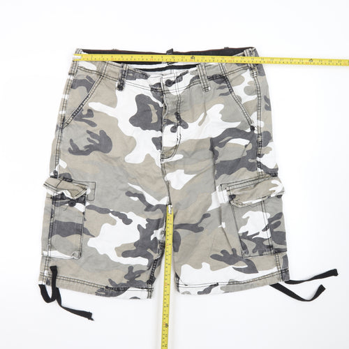 Vintage Shorts Men's Multicoloured Camouflage Cargo Shorts XL
