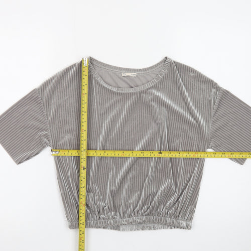 Zara Women Grey Velvet Cropped Blouse M Relaxed Fit