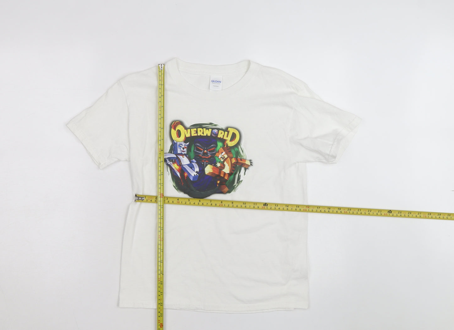 Gildan Men's White Overworld Graphic Print Cotton T-Shirt M