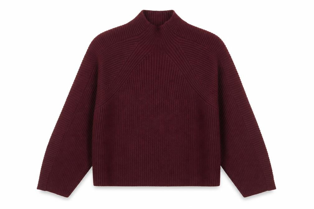 Front view of H&M Women Red Mock Neck Chunky Knit Jumper, size M