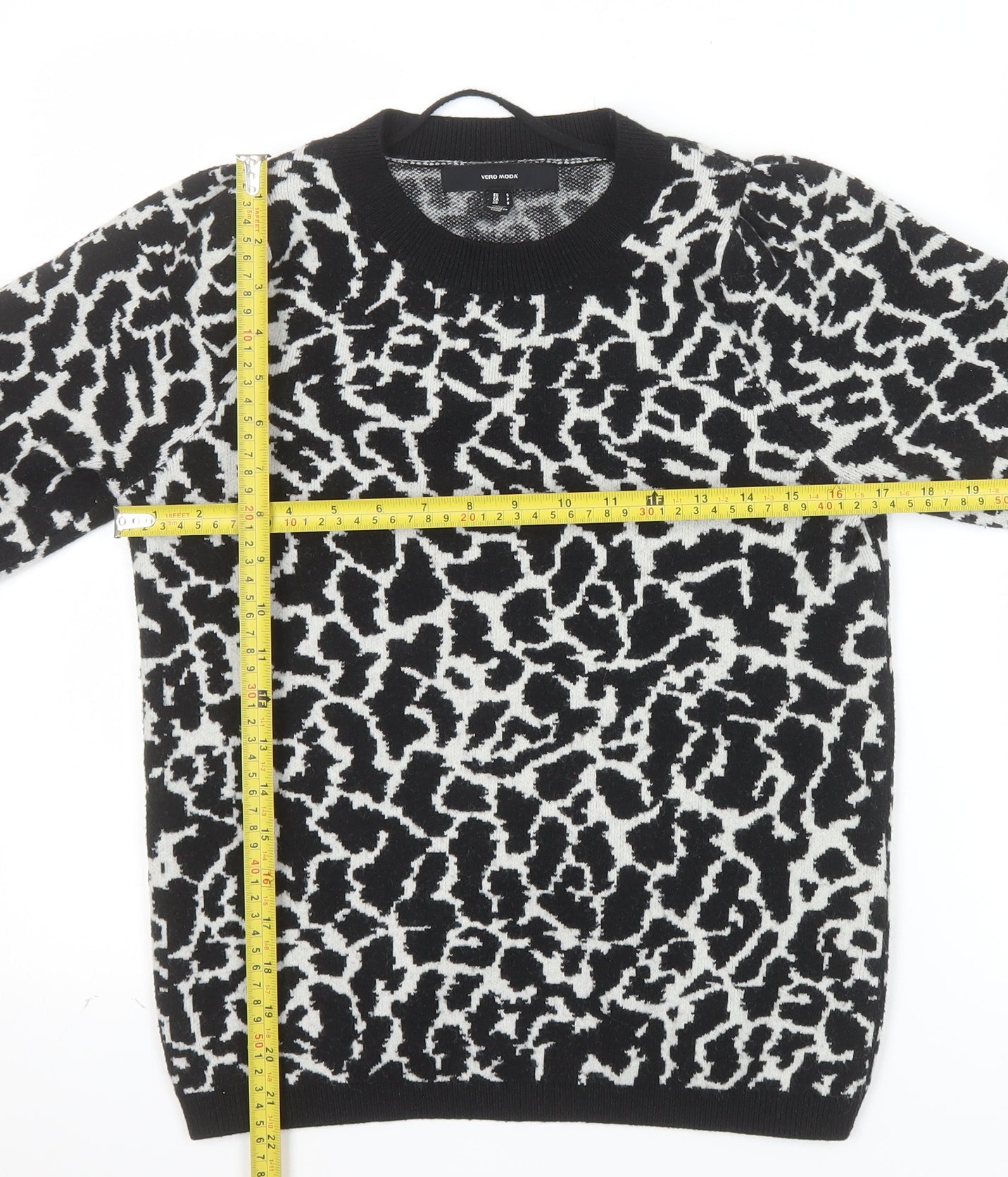 Vero Moda Women’s Black Animal Print Knit Jumper Size S