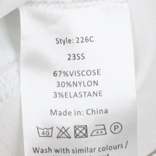 Cerulean White Women's Size 16 Capri Leggings Stretch Comfort
