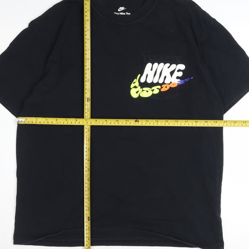 Nike Men's Black Loose Fit Graphic Pocket T-Shirt Size M