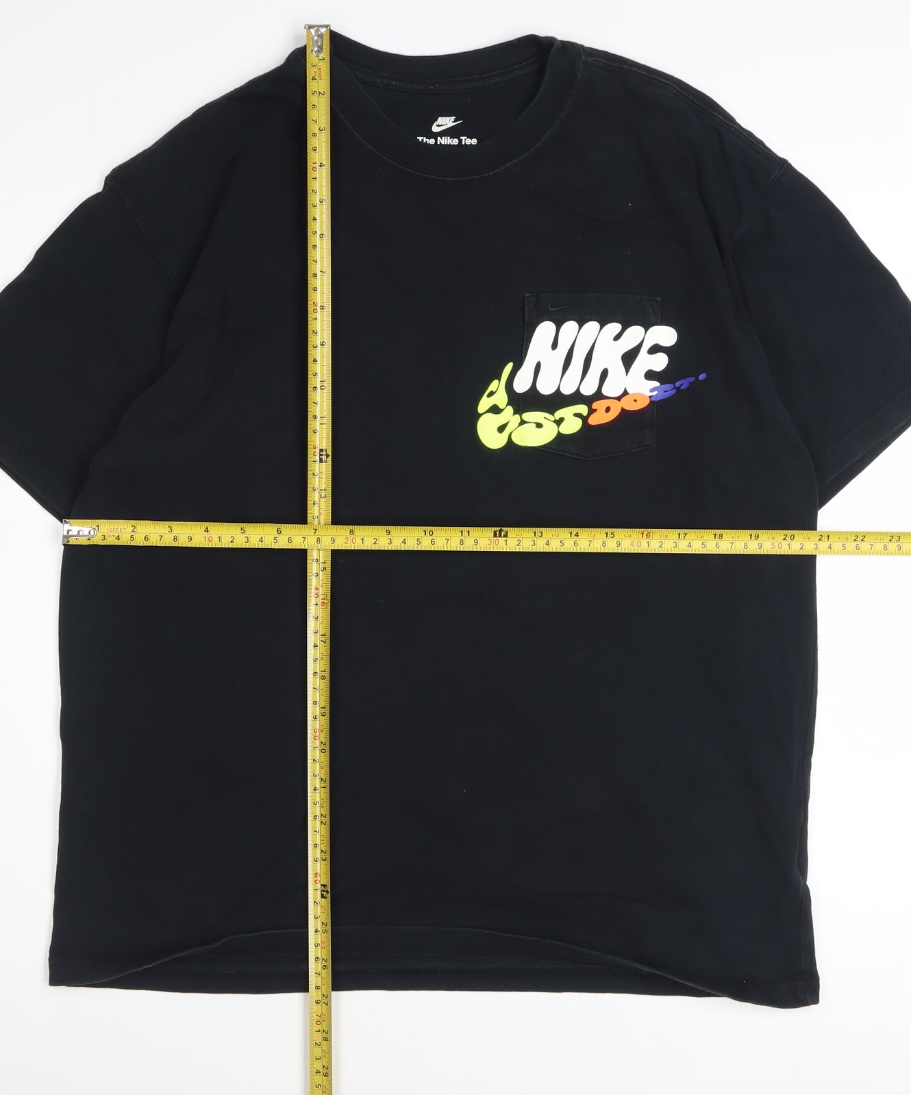 Nike Men's Black Loose Fit Graphic Pocket T-Shirt Size M