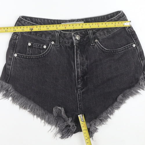 Topshop Women Black Size 10 High Rise Cut-Off Denim Shorts