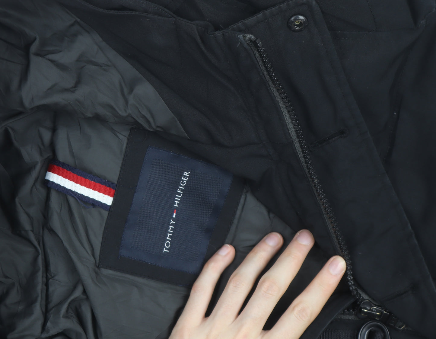 Tommy Hilfiger Men's Black Hooded Puffer Jacket Size M Winter Coat