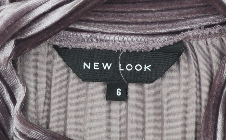 New Look Women’s Purple Velvet Striped Mock Neck Cropped Top Size 6