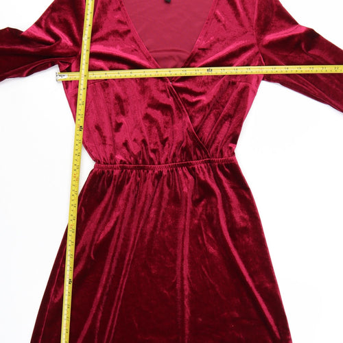 H&M Women Red Velvet Wrap Dress Size 8 Party 3/4 Sleeve