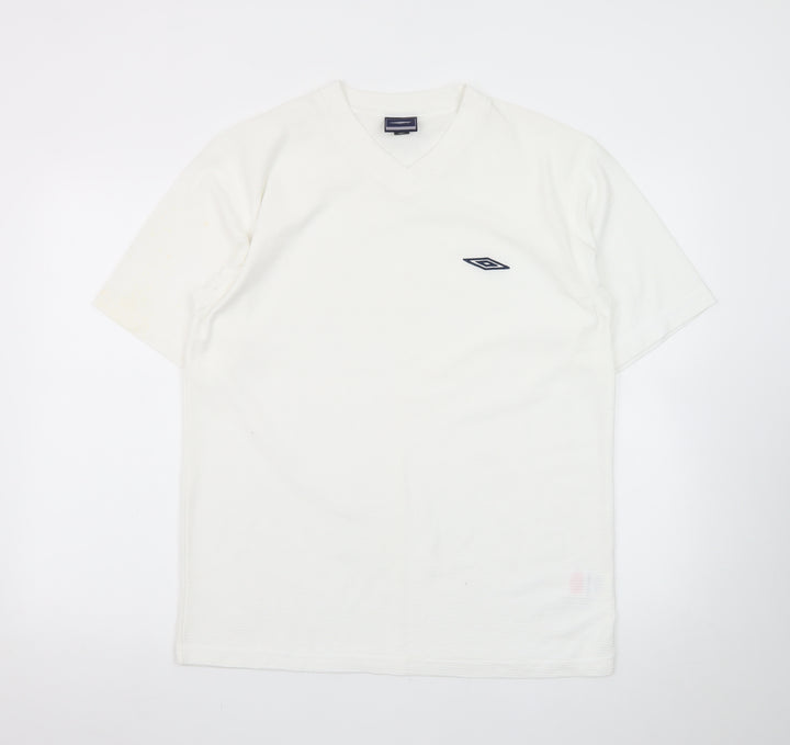 Umbro Men's White V-Neck Short Sleeve T-Shirt Size M Polyester Cotton