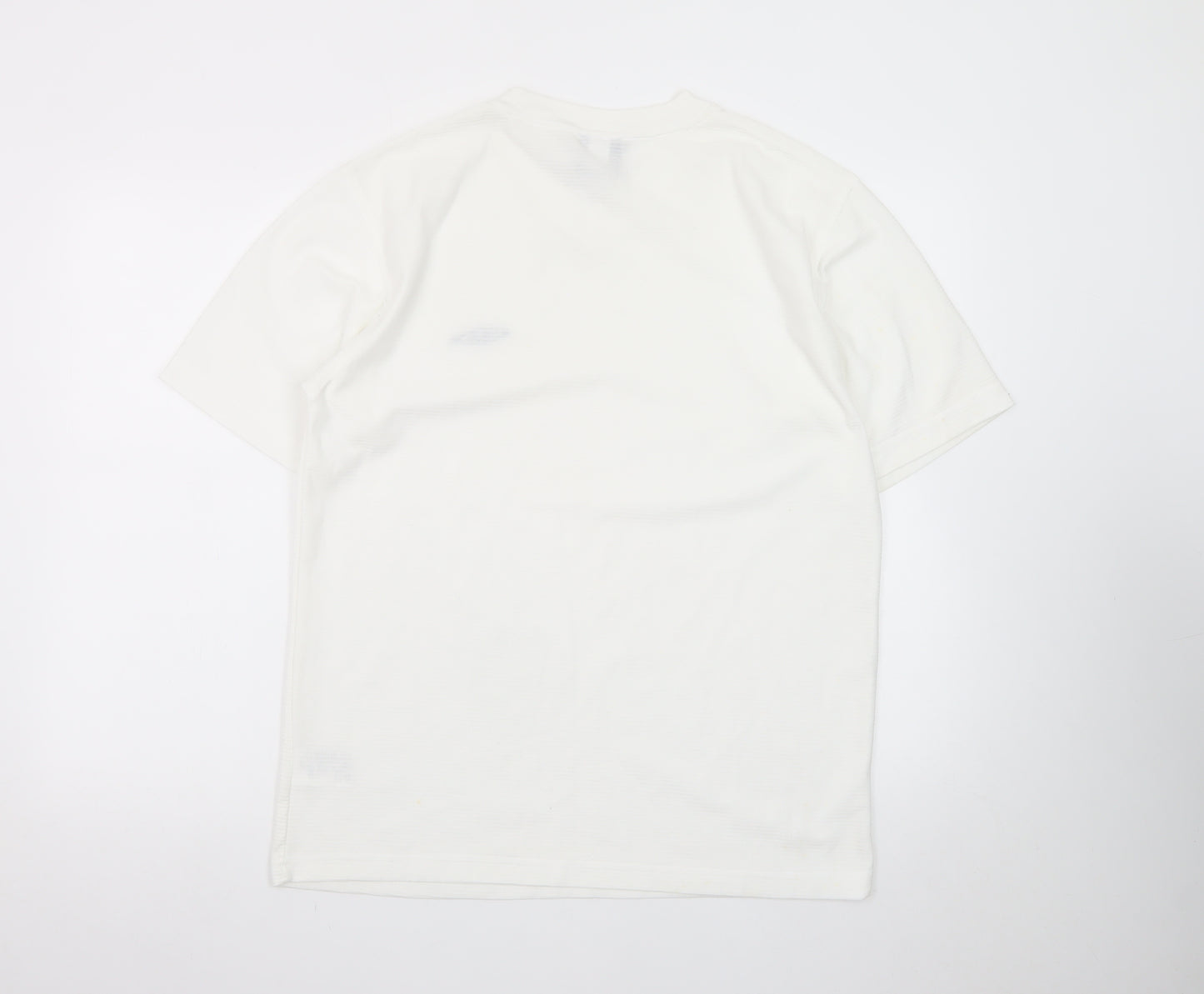 Umbro Men's White V-Neck Short Sleeve T-Shirt Size M Polyester Cotton