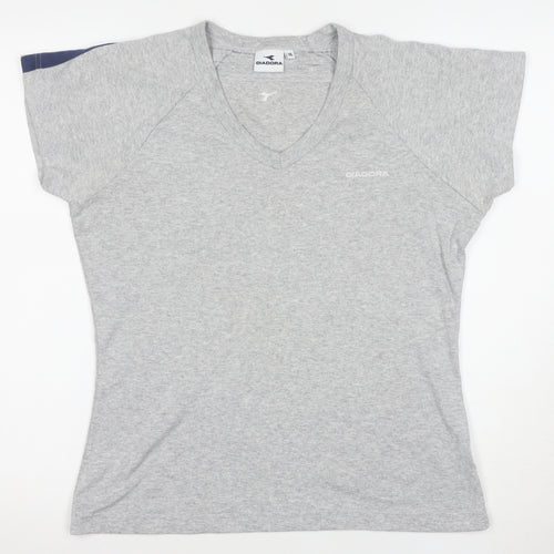 Diadora Womens Grey V-Neck Short Sleeve T-Shirt Size 16