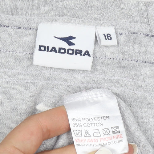 Diadora Womens Grey V-Neck Short Sleeve T-Shirt Size 16