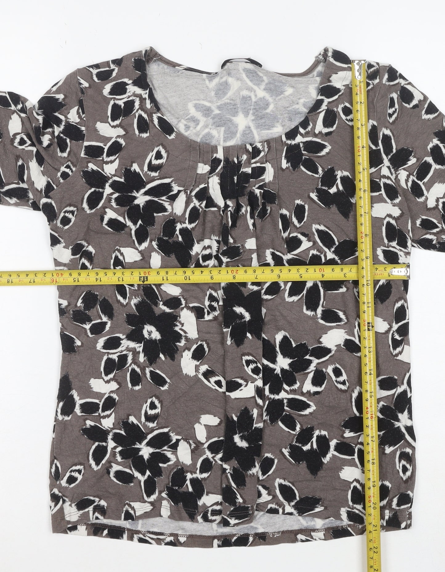 Marks and Spencer Women’s Brown Floral 3/4 Sleeve Jersey T-Shirt Size 12