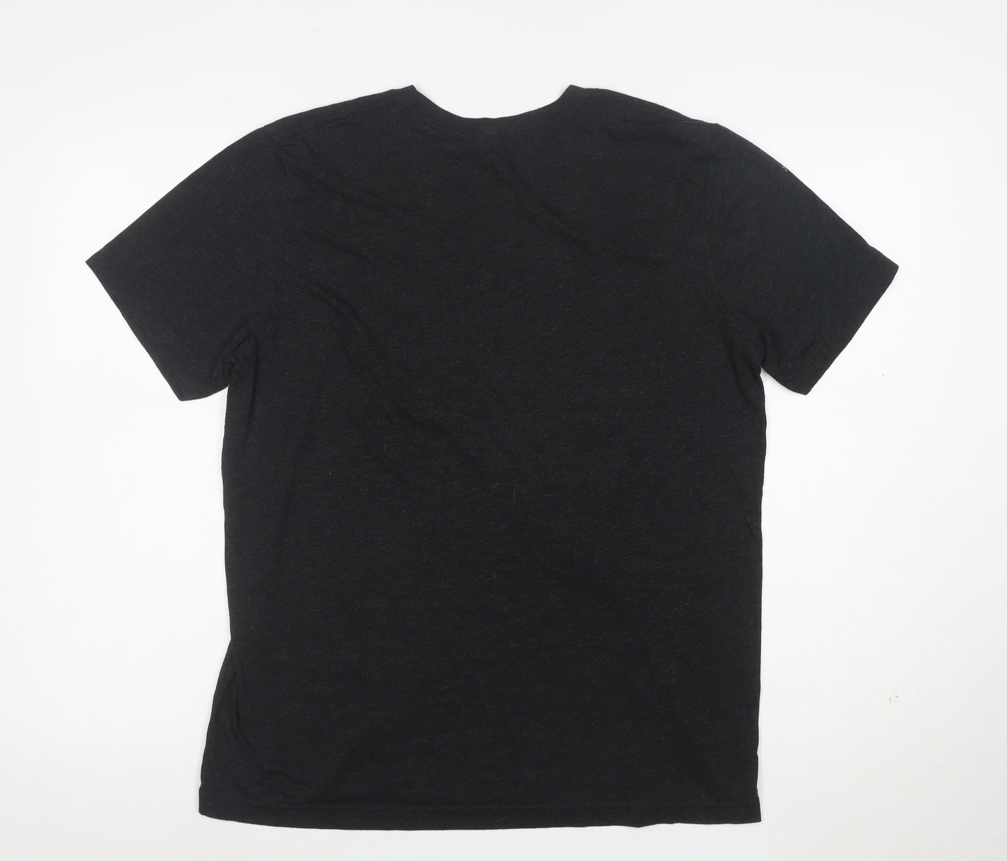 Bella+Canvas Women’s Black Music Graphic T-Shirt Size L