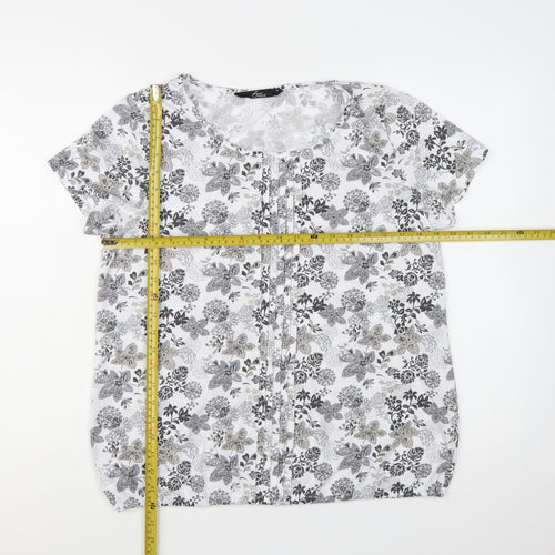Bm Casual Women's White Floral Short Sleeve Blouse Size 14