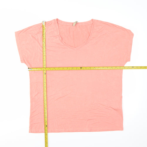 Soyaconcept Women’s Pink V-Neck Short Sleeve Basic T-Shirt L