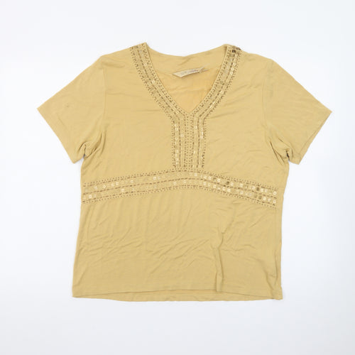 Style by EWM Women Beige V-Neck Beaded T-Shirt Size 18