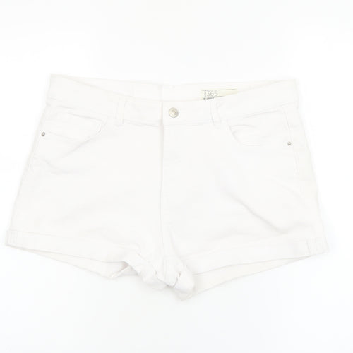 Peacocks Womens White Size 14 Denim Shorts 5-Pocket Design