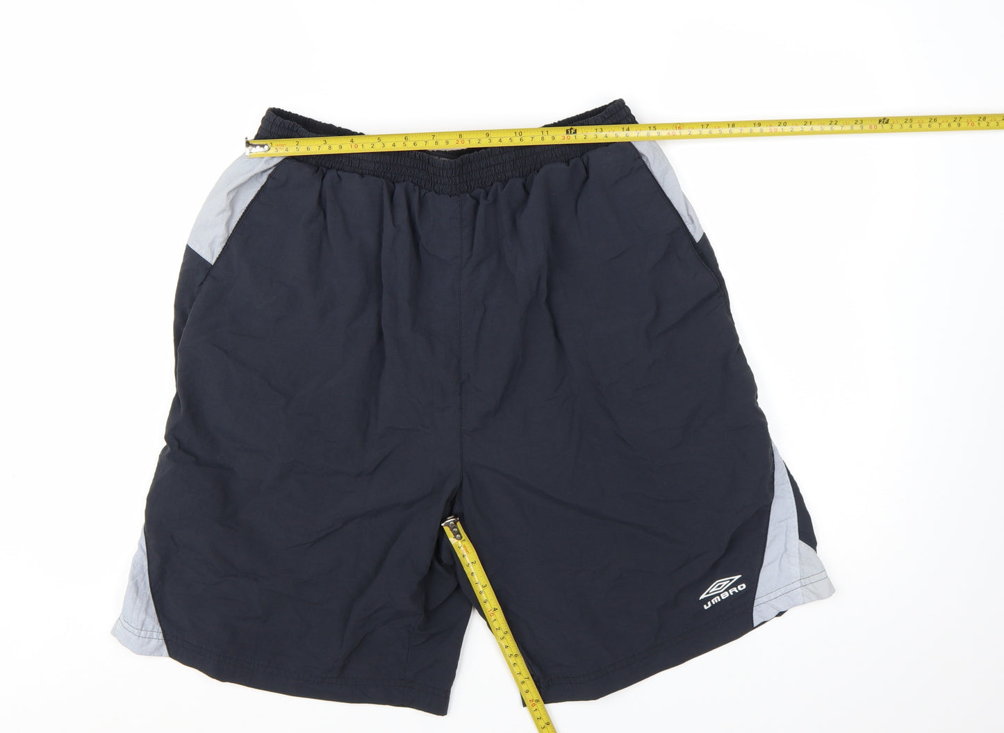 Umbro Men's Black XL Athletic Football Shorts Lightweight