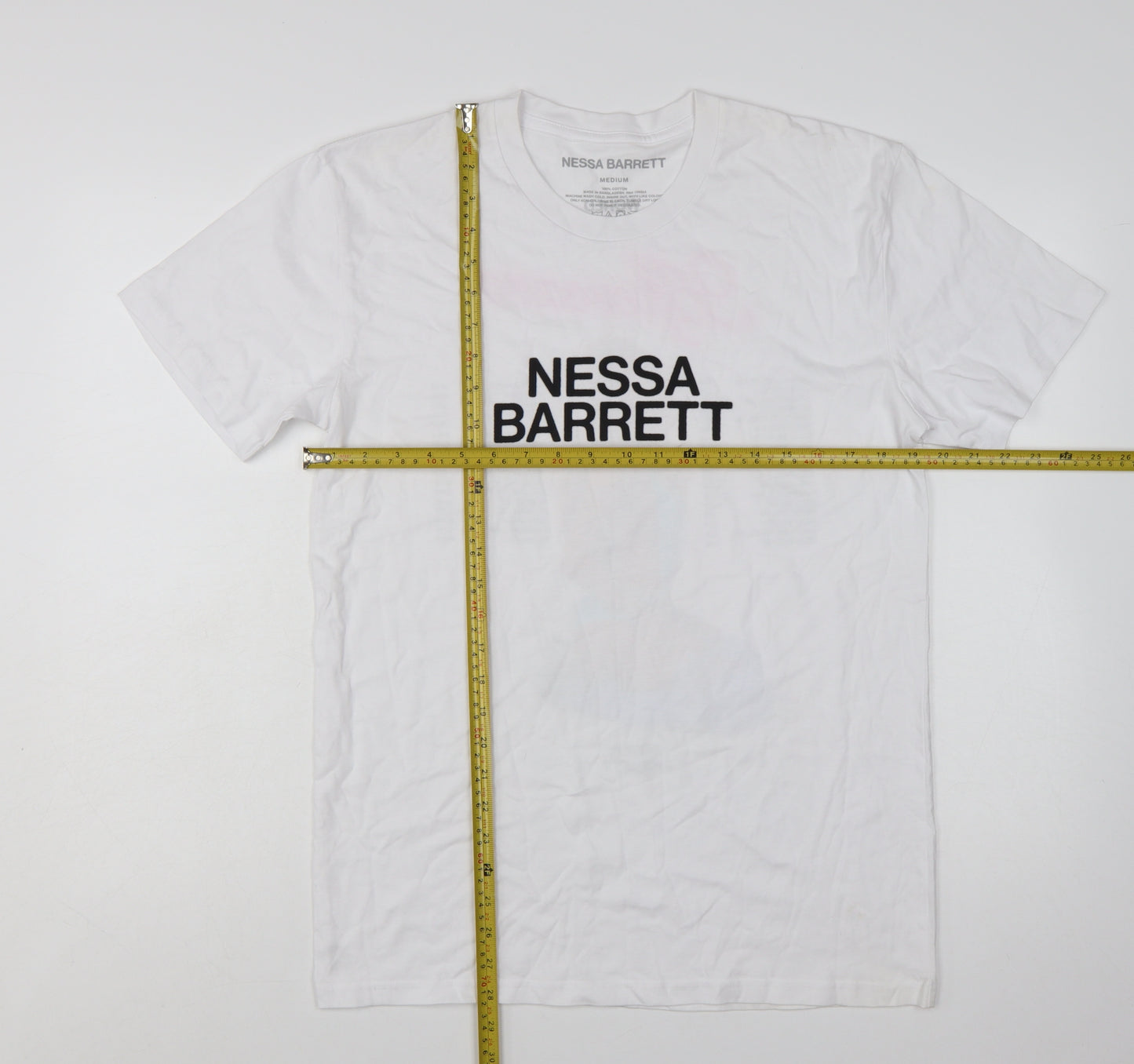 NESSA BARRETT Women’s White Medium Tour T-Shirt 100% Cotton