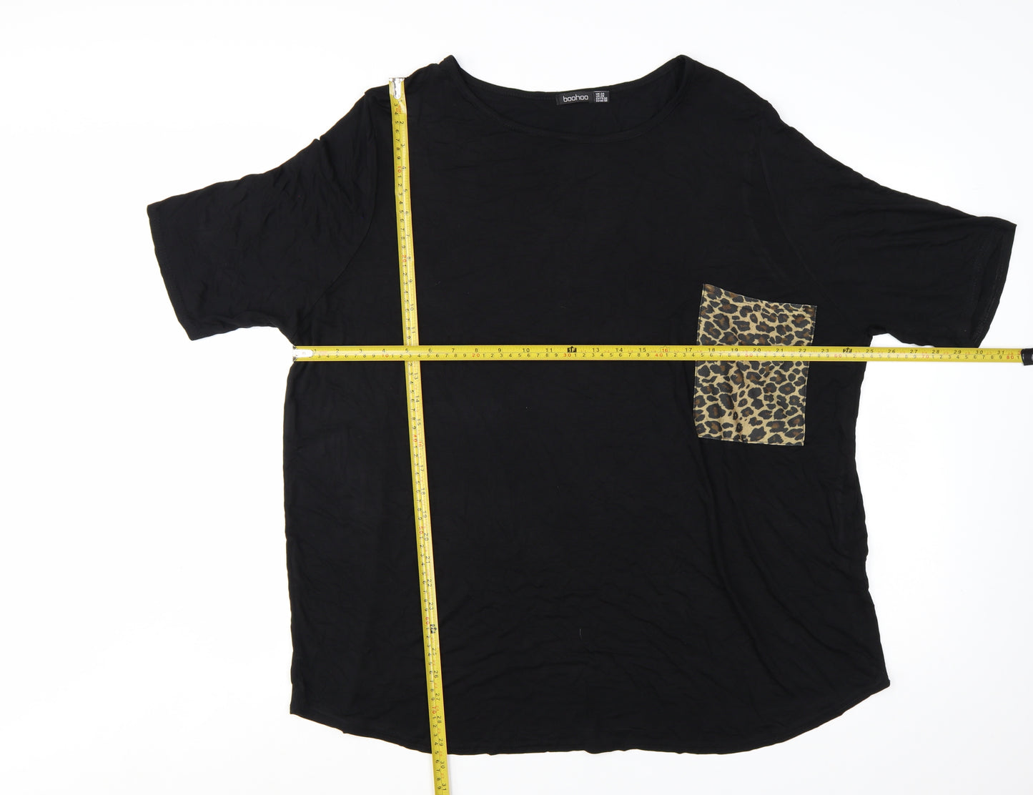 Boohoo Womens Black Leopard Pocket T-Shirt Plus Size 24