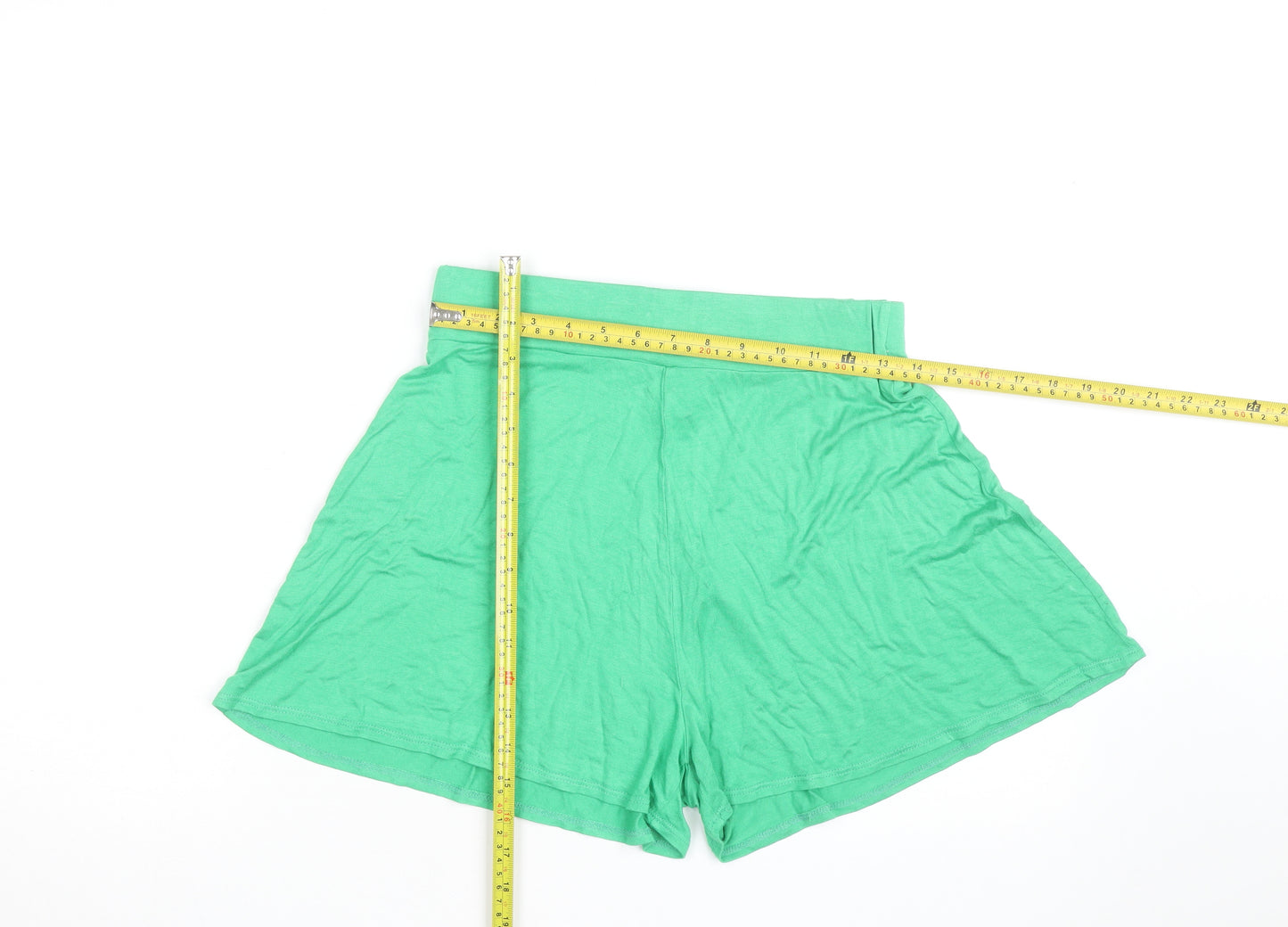 Boohoo Women Green Size 12 Biker Activewear Shorts