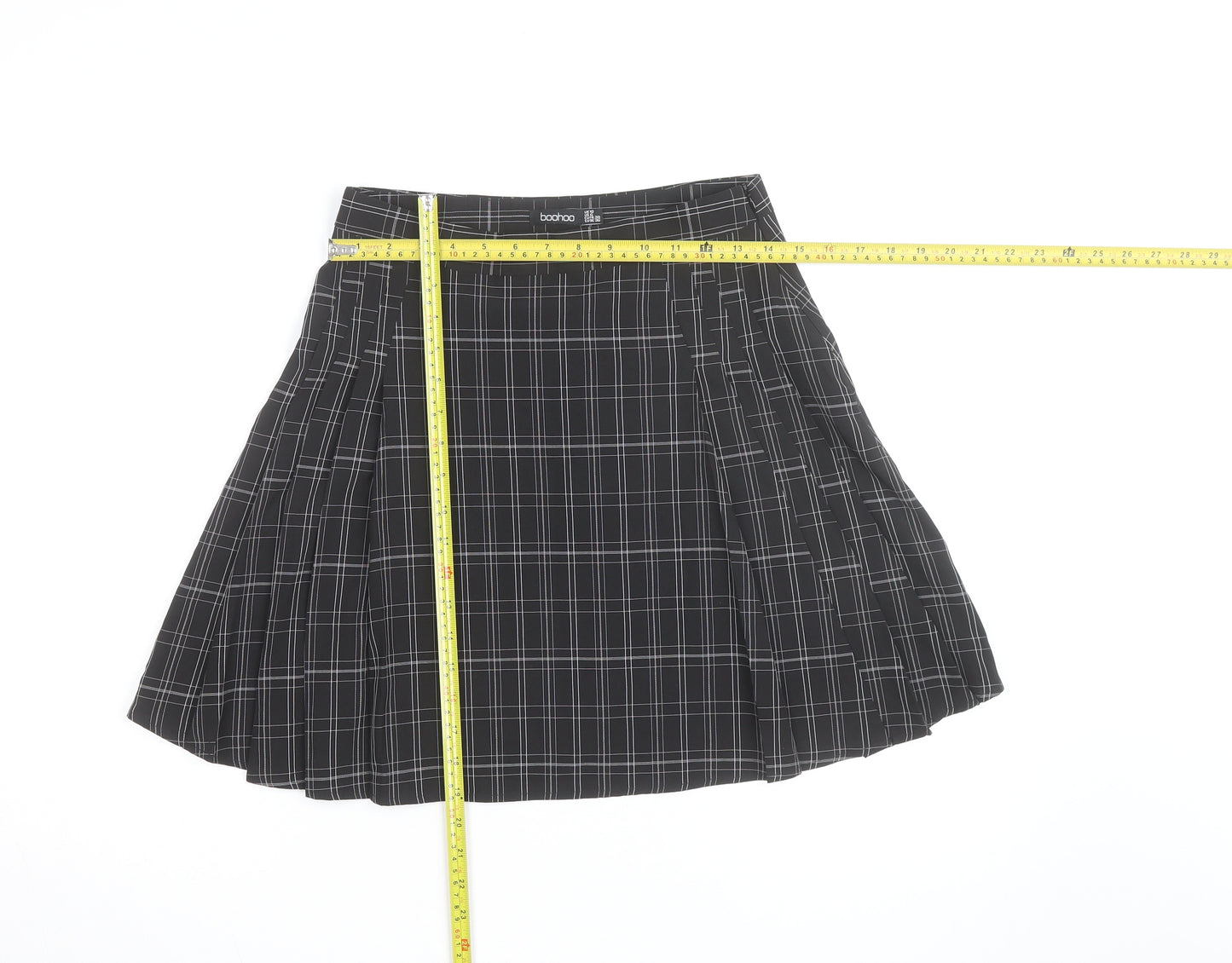 Boohoo Women's Black Check Pleated Mini Skirt Size 10