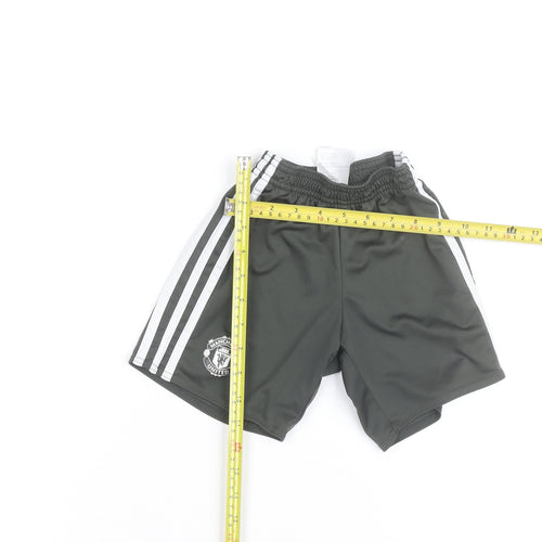 Adidas Boys Black Manchester United Football Shorts 4-5 Years Athletic Fit