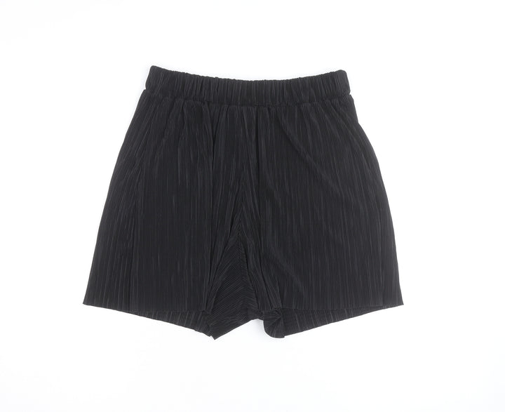 Boohoo Women’s Black Pleated Culotte Shorts Size 8