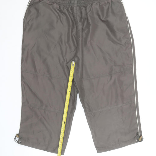 BM Women Brown Size 18 Cargo Shorts 100% Polyester Outdoor Style