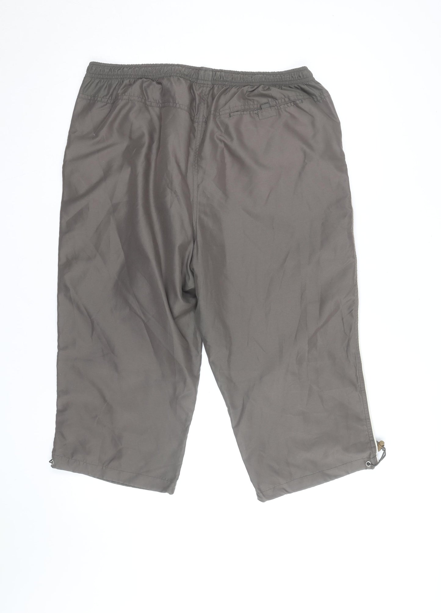 BM Women Brown Size 18 Cargo Shorts 100% Polyester Outdoor Style