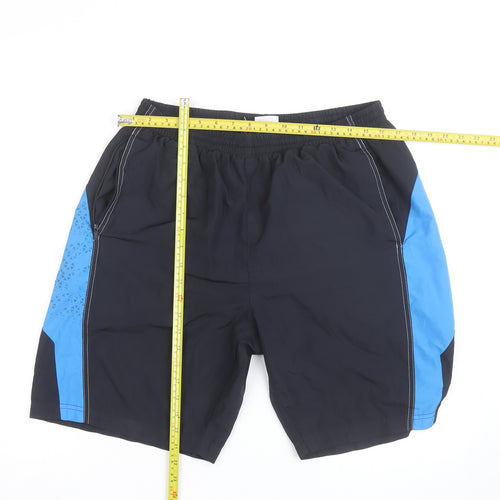 Umbro Men's Black XL Sports Shorts Lightweight Quick Dry