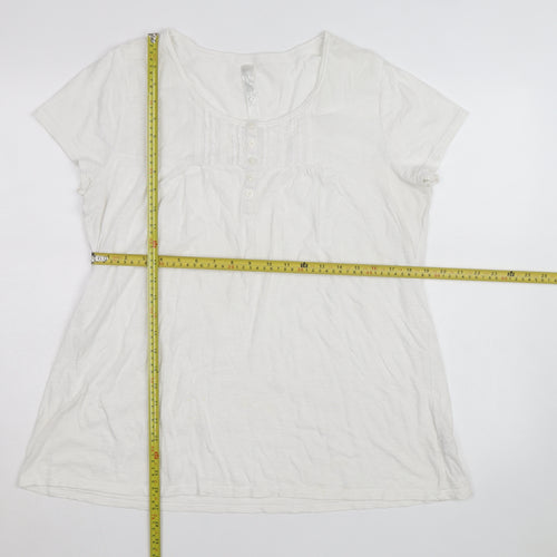 TU Women’s White Cotton Short Sleeve Button Blouse Size 20