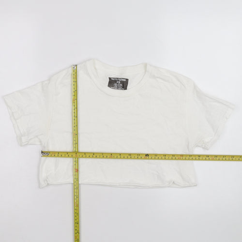 PrettyLittleThing Women’s White Cropped Cotton T-Shirt XS