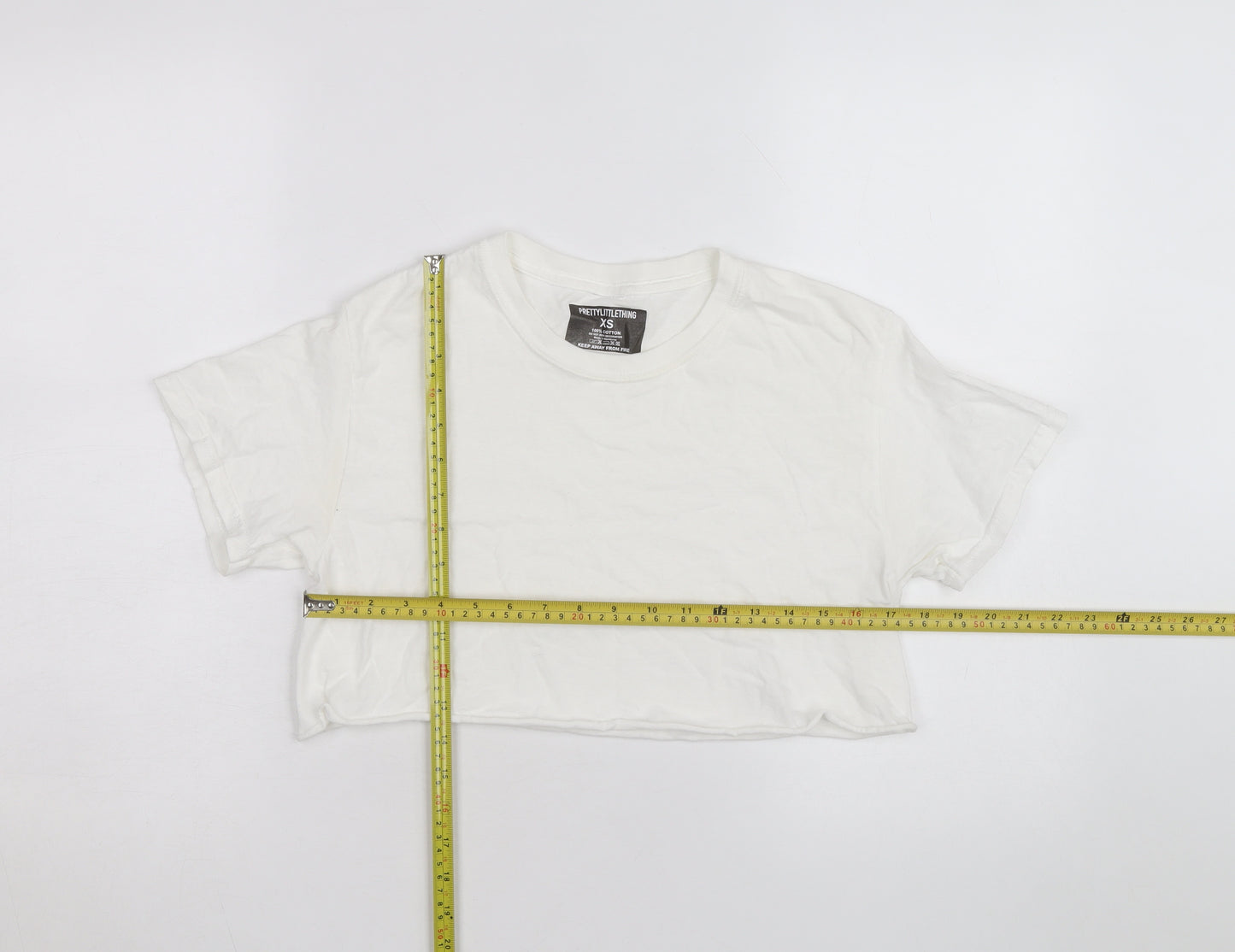 PrettyLittleThing Women’s White Cropped Cotton T-Shirt XS