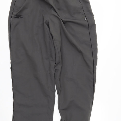 Umbro Men's Black Track Pants L Regular Fit Activewear Trousers