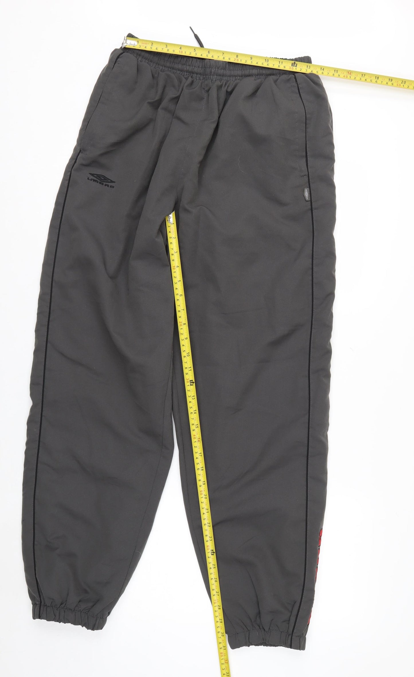 Umbro Men's Black Track Pants L Regular Fit Activewear Trousers